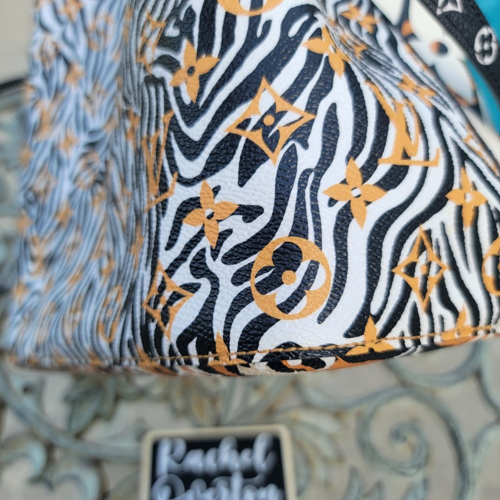 ❌❌SOLD ❌❌  Louis Vuitton NeoNoe Giant Jungle Ivory - Picture 8 of 16